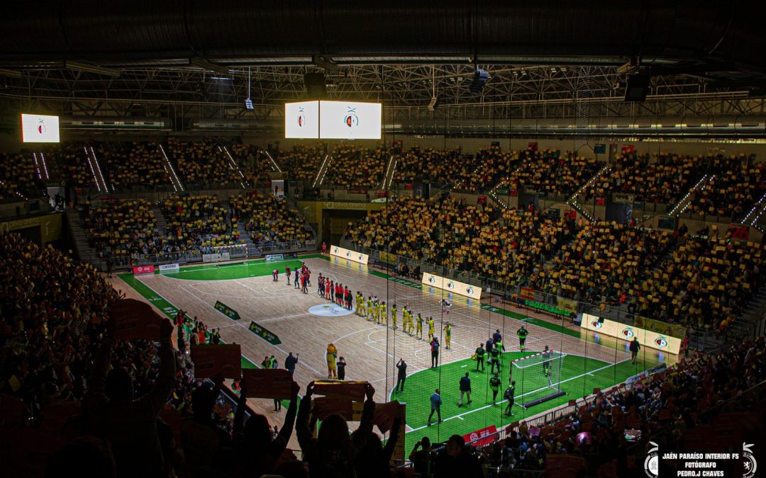 El Olivo Arena acoge la presentación oficial del Jaén Paraíso Interior FS y las secciones de baloncesto y senderismo