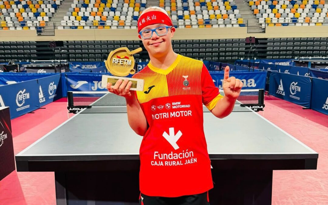 Marcos, campeón de España de tenis de mesa, realizará el saque de honor en la XV edición del Trofeo del Olivo