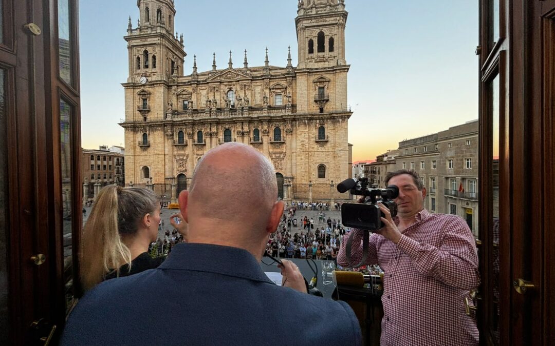 Dani Rodríguez da el pistoletazo de salida a San Lucas 2026 con un pregón lleno de sentimiento jiennense